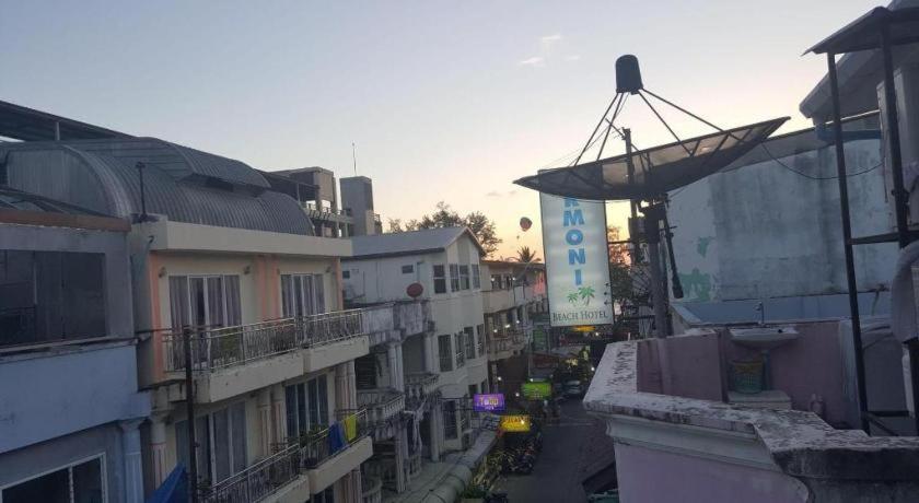 Long Beach Hotel Patong Bagian luar foto